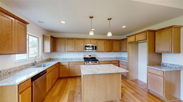 5391 Swan Drive, Burton, MI 48509
