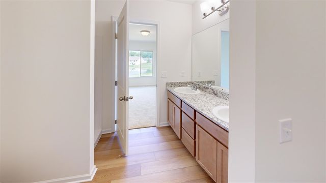 5391 Swan Drive, Burton, MI 48509