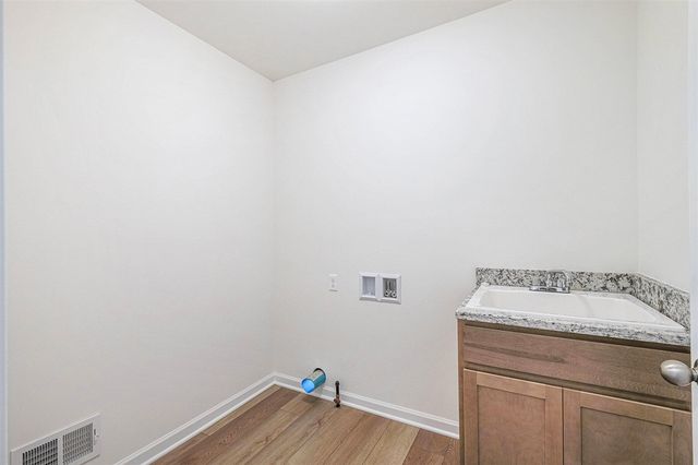 5391 Swan Drive, Burton, MI 48509