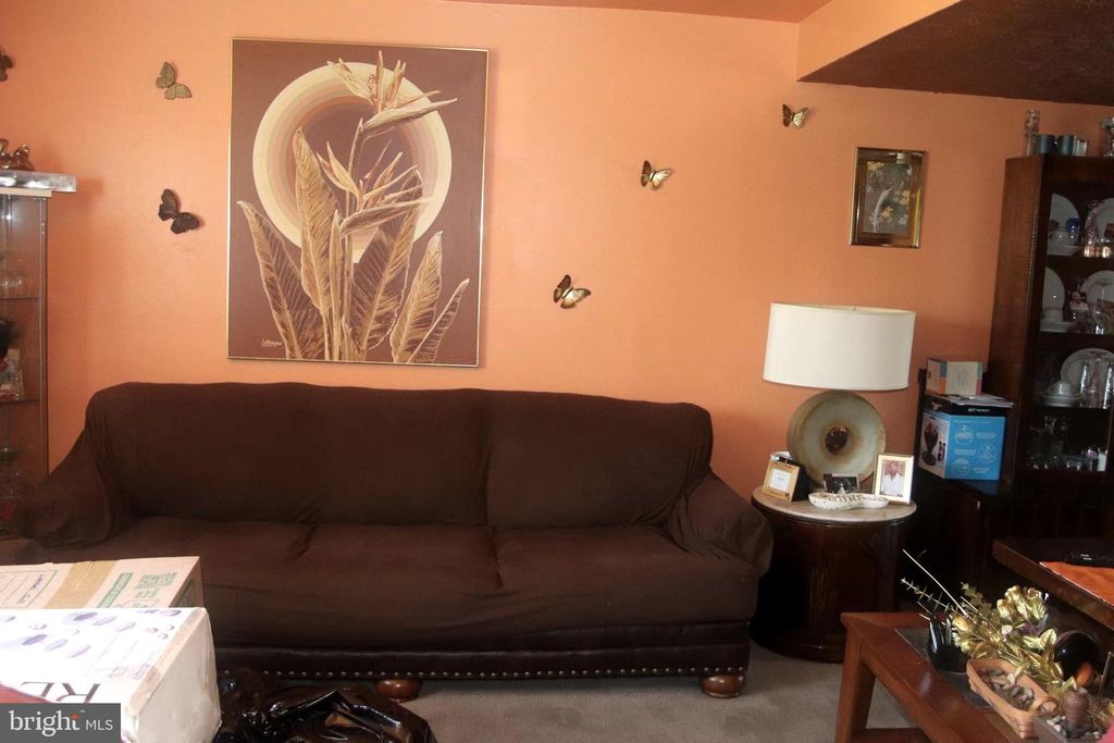 Image 6 of property listing at 7113 CROSS ST, District Heights, MD 20747