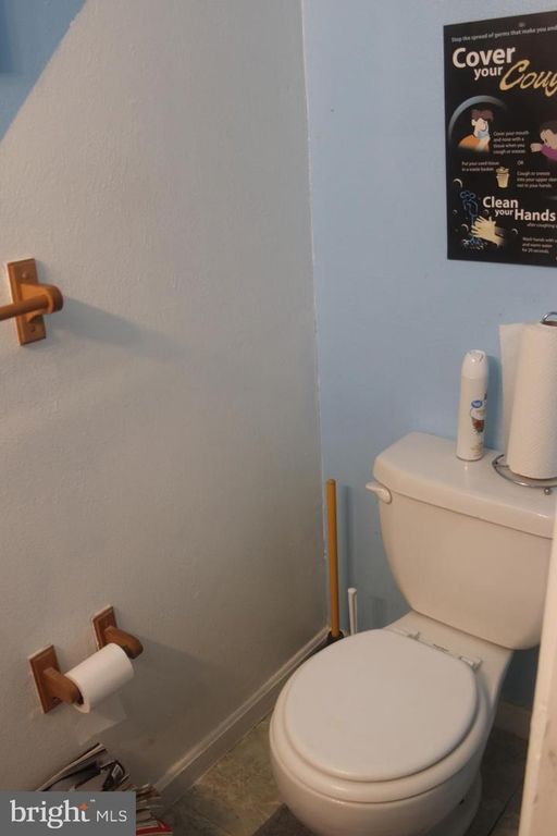 Image 7 of property listing at 7113 CROSS ST, District Heights, MD 20747