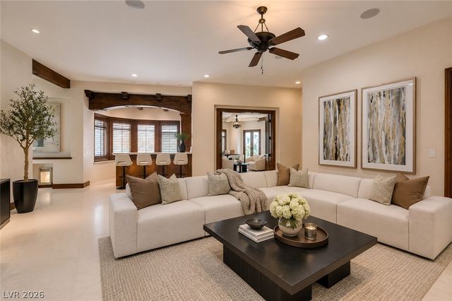21 Olympia Hills Circle, Las Vegas, NV 89141