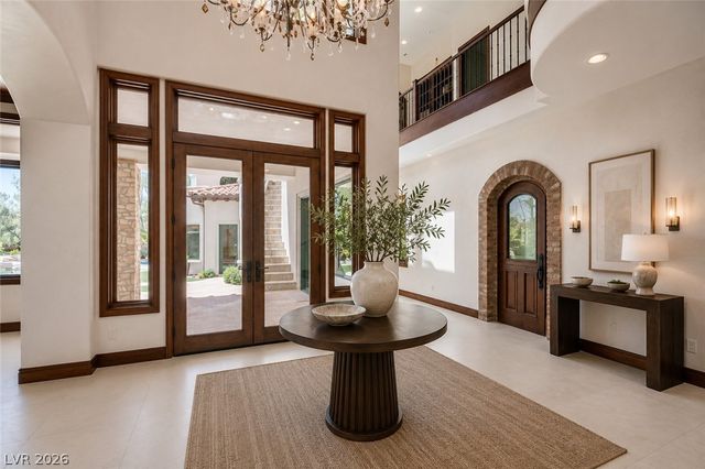 21 Olympia Hills Circle, Las Vegas, NV 89141