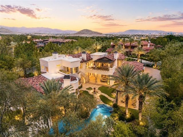 21 Olympia Hills Circle, Las Vegas, NV 89141