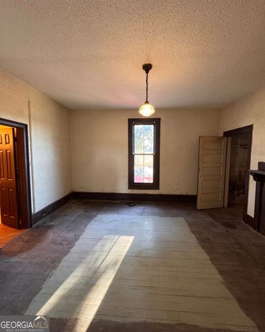 460 Mask Road, Brooks, GA 30205