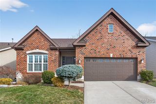 956 Ridgepointe Place Circle, Lake St Louis, MO 63367