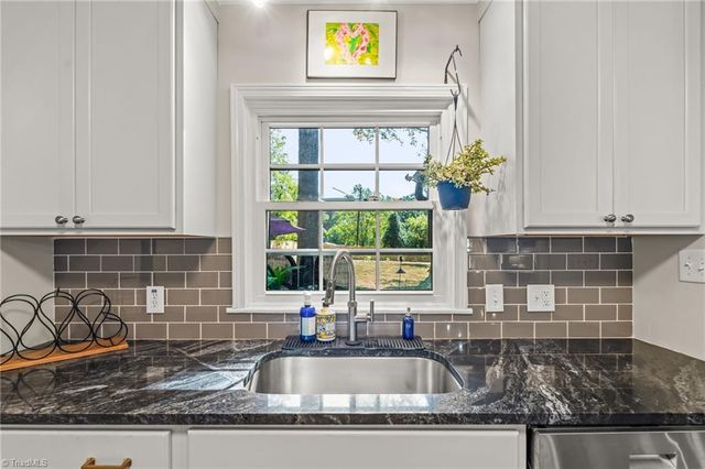 849 Chester Road, Winston-salem, NC 27104