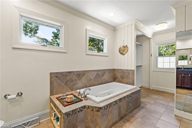 849 Chester Road, Winston-salem, NC 27104