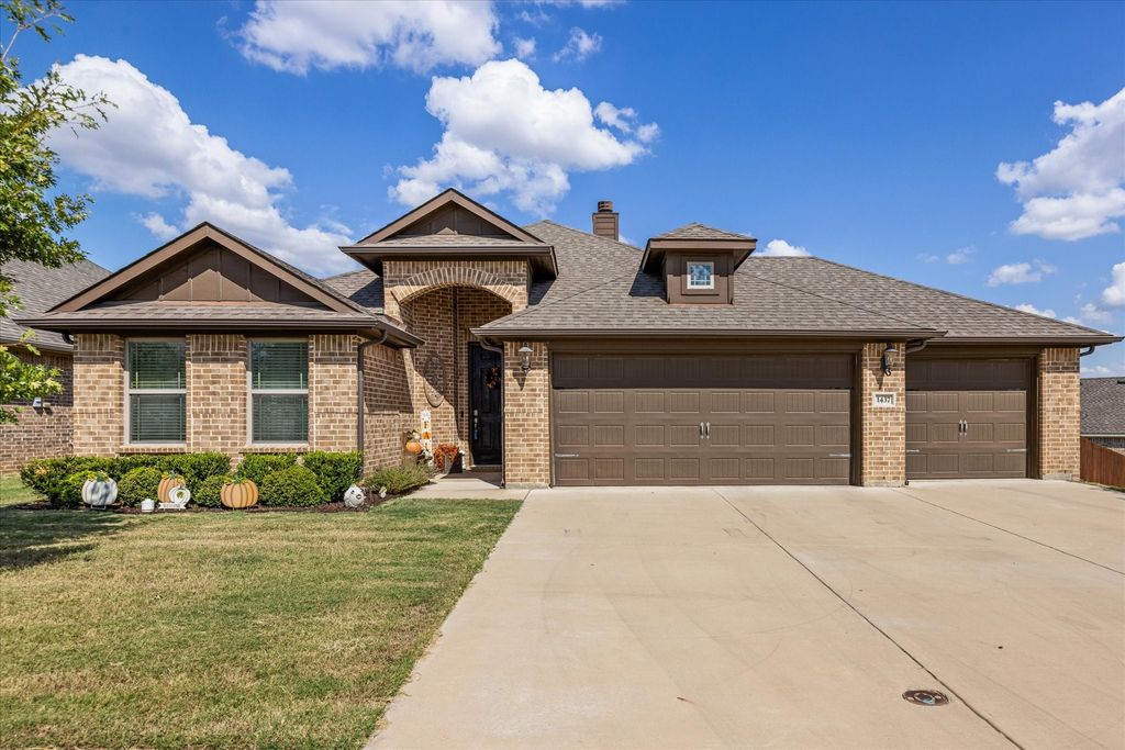 1437 Town Creek Circle, Weatherford, TX 76086