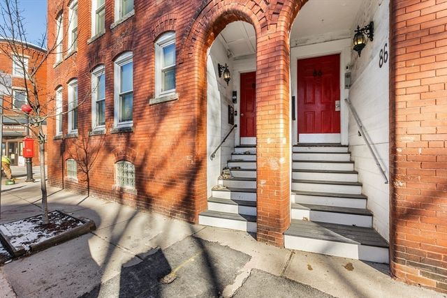 86 Savin Hill Avenue 3, Boston, MA 02125