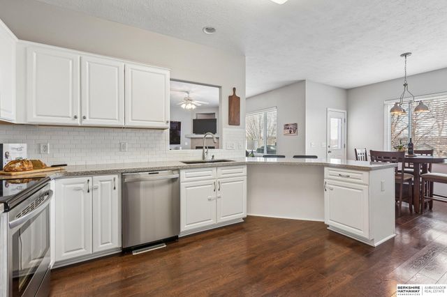 15080 Fowler Avenue, Omaha, NE 68116