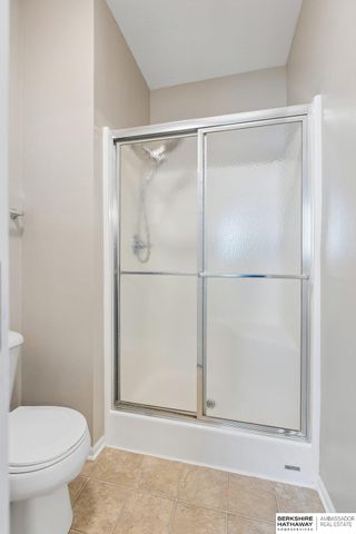 15080 Fowler Avenue, Omaha, NE 68116