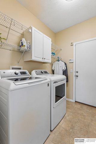 15080 Fowler Avenue, Omaha, NE 68116