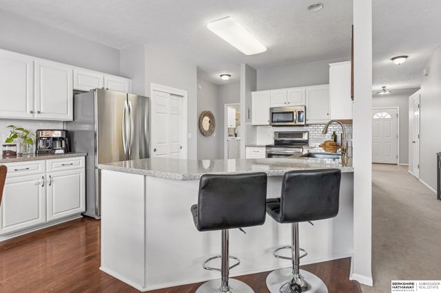 15080 Fowler Avenue, Omaha, NE 68116