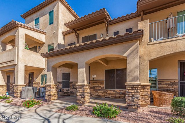 2821 S SKYLINE Drive S 172, Mesa, AZ 85212