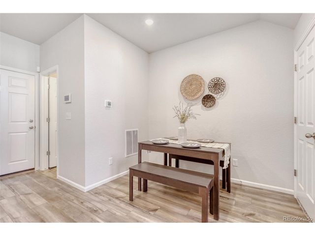 6089 N Liverpool St, Aurora, CO 80019