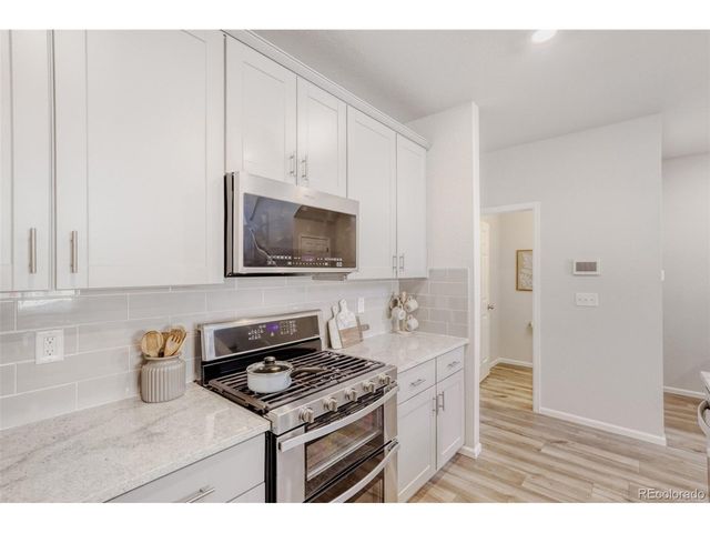 6089 N Liverpool St, Aurora, CO 80019