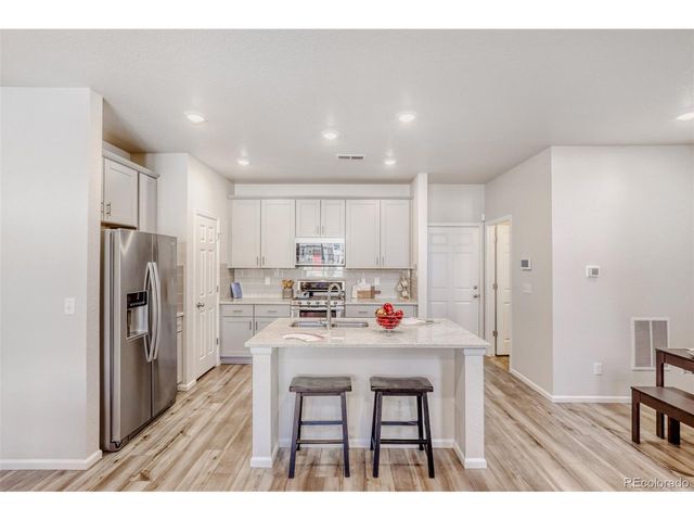 6089 N Liverpool St, Aurora, CO 80019