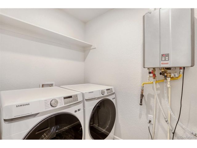 6089 N Liverpool St, Aurora, CO 80019