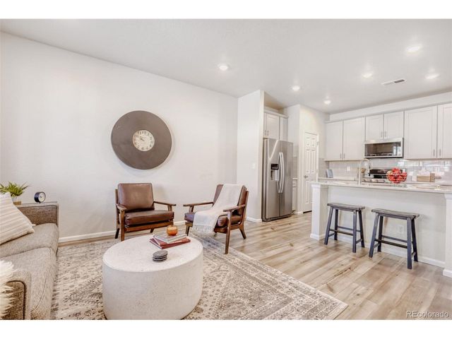 6089 N Liverpool St, Aurora, CO 80019