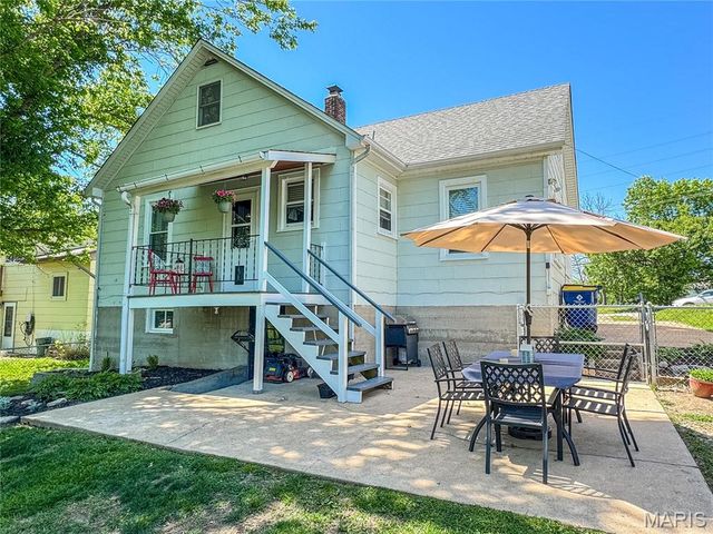 604 Madison Avenue, Washington, MO 63090