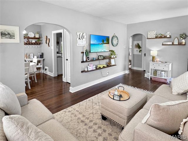 604 Madison Avenue, Washington, MO 63090
