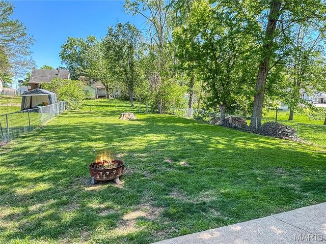 604 Madison Avenue, Washington, MO 63090