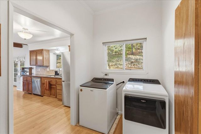 5621 Saw Mill Rd, Placerville, CA 95667