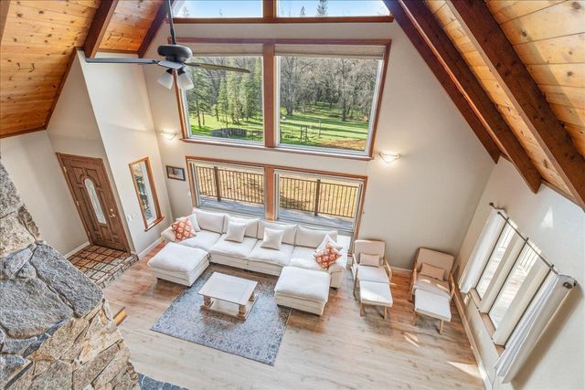 5621 Saw Mill Rd, Placerville, CA 95667