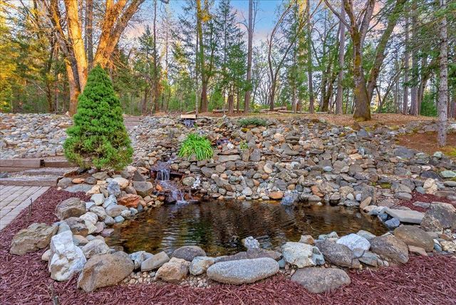 5621 Saw Mill Rd, Placerville, CA 95667