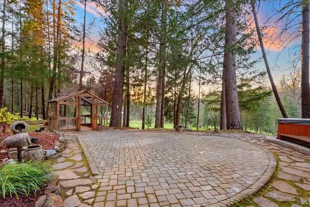 5621 Saw Mill Rd, Placerville, CA 95667