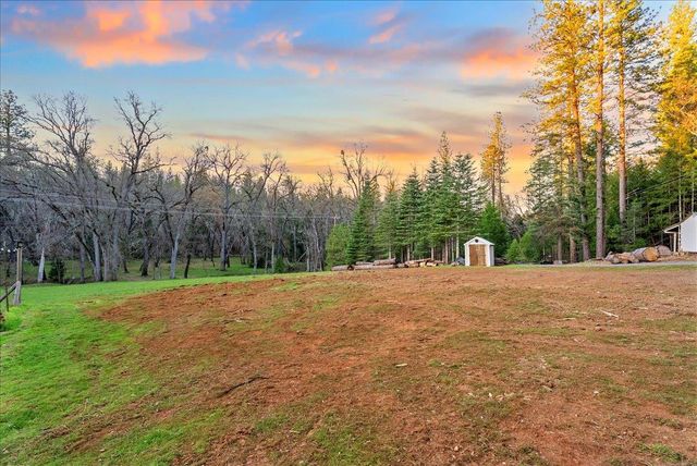 5621 Saw Mill Rd, Placerville, CA 95667