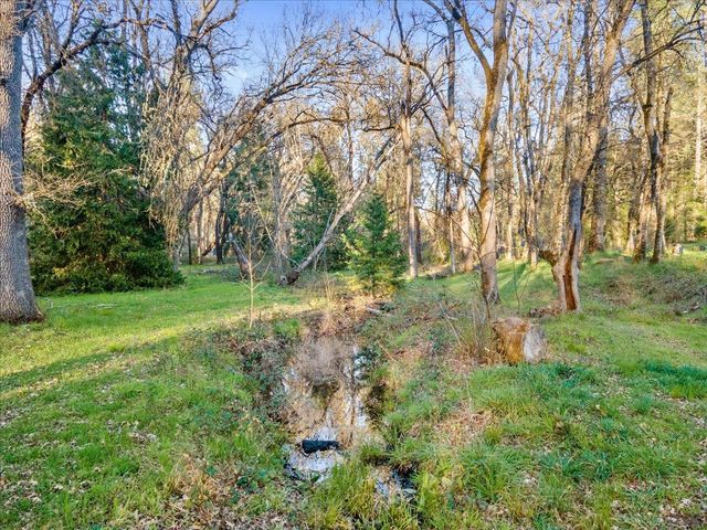 5621 Saw Mill Rd, Placerville, CA 95667