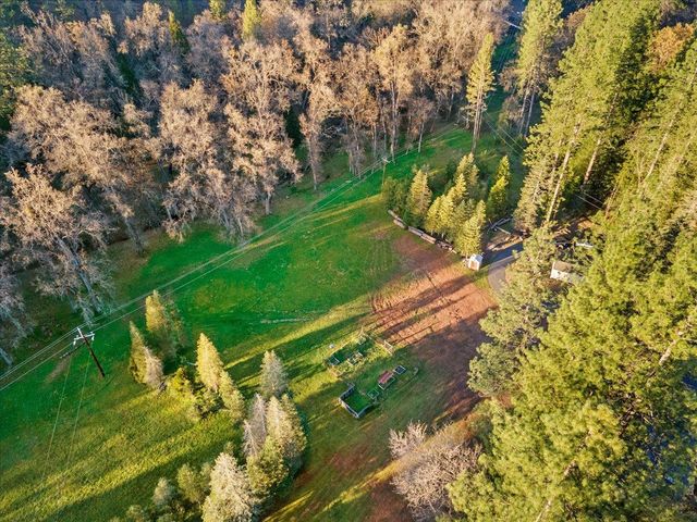 5621 Saw Mill Rd, Placerville, CA 95667