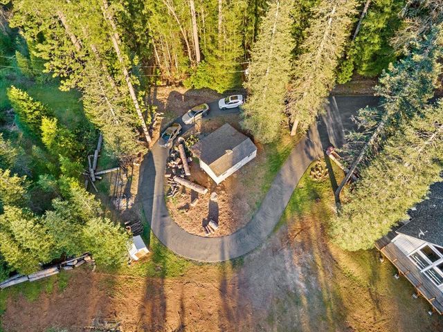 5621 Saw Mill Rd, Placerville, CA 95667