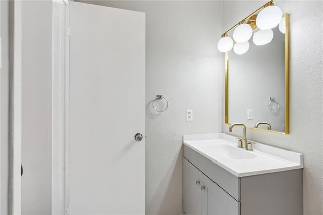 556 Hawthorne Drive, Allen, TX 75002