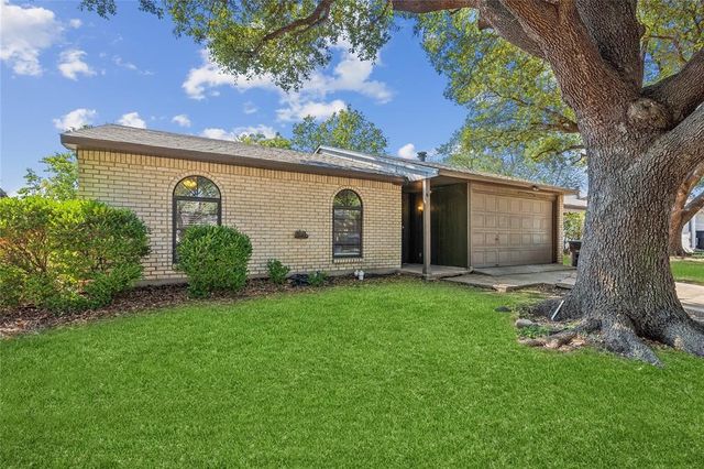 556 Hawthorne Drive, Allen, TX 75002