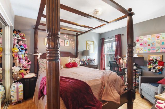 16323 SW 103rd Pl, Miami, FL 33157