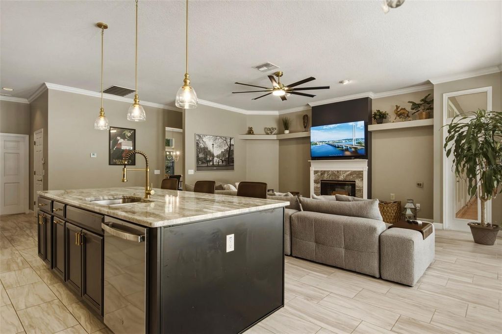 Image 19 of property listing at 2260 LANGLEY CIRCLE, Orlando, FL 32835
