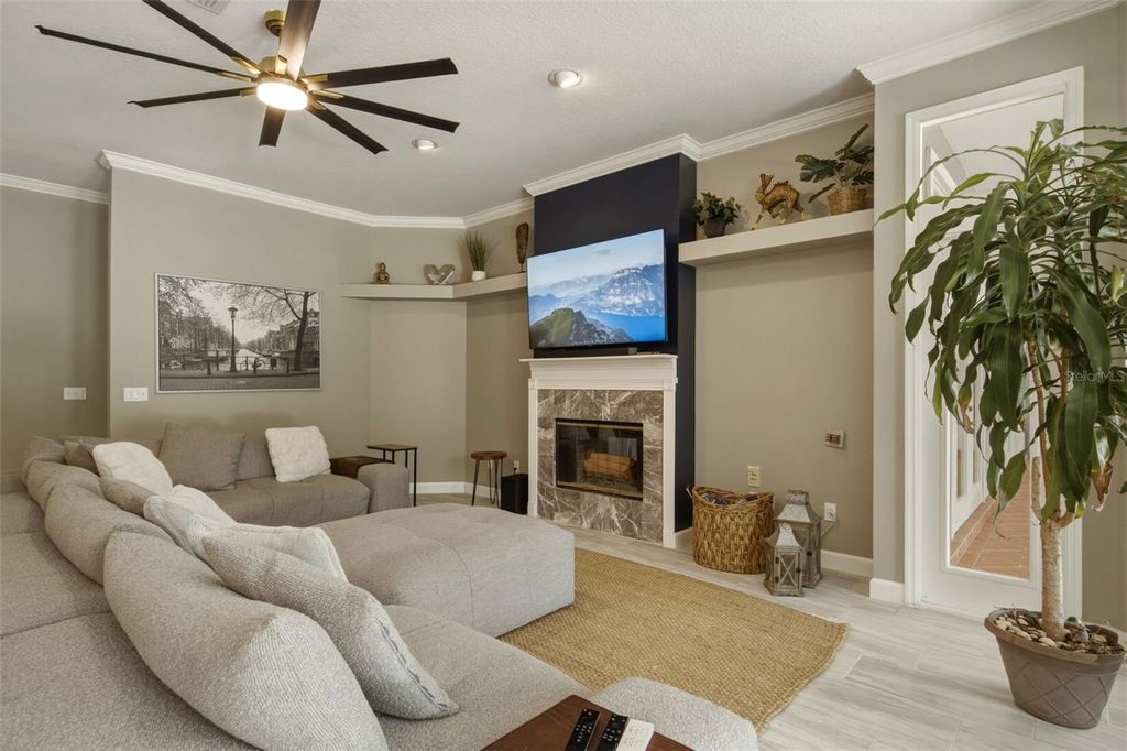 Image 20 of property listing at 2260 LANGLEY CIRCLE, Orlando, FL 32835