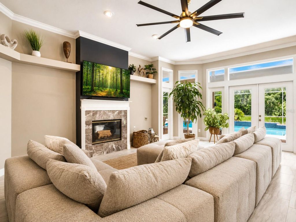 Image 21 of property listing at 2260 LANGLEY CIRCLE, Orlando, FL 32835
