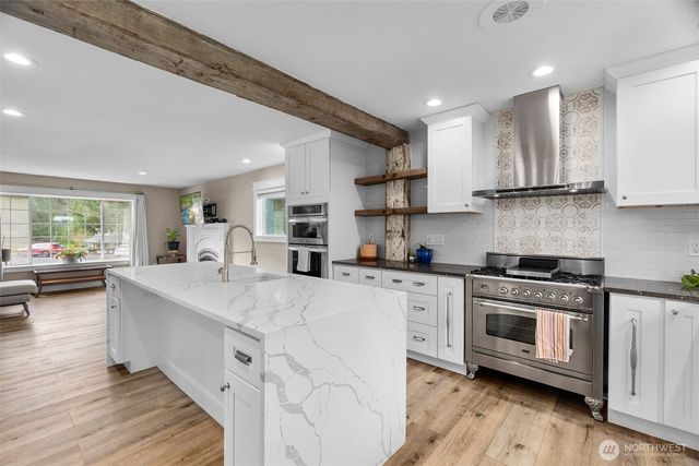 2308 Windjammer Court NW, Olympia, WA 98502