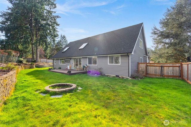 2308 Windjammer Court NW, Olympia, WA 98502