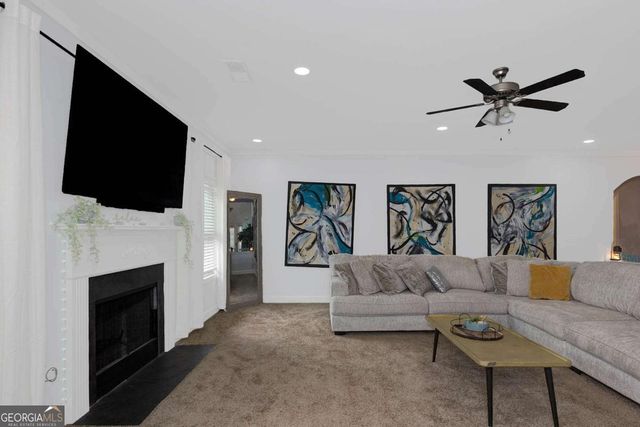 147 Stocks Circle, West Point, GA 31833