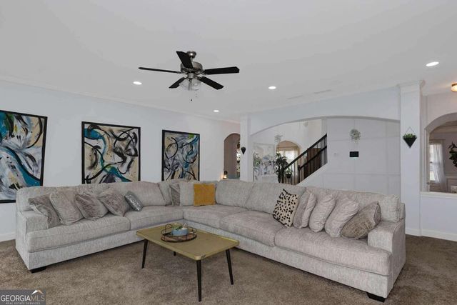 147 Stocks Circle, West Point, GA 31833