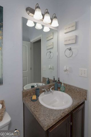 147 Stocks Circle, West Point, GA 31833