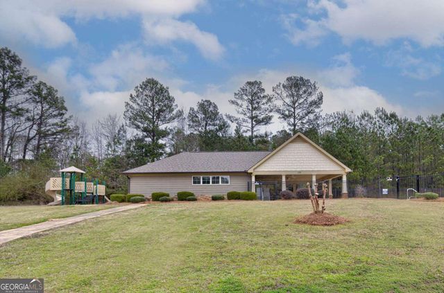 147 Stocks Circle, West Point, GA 31833