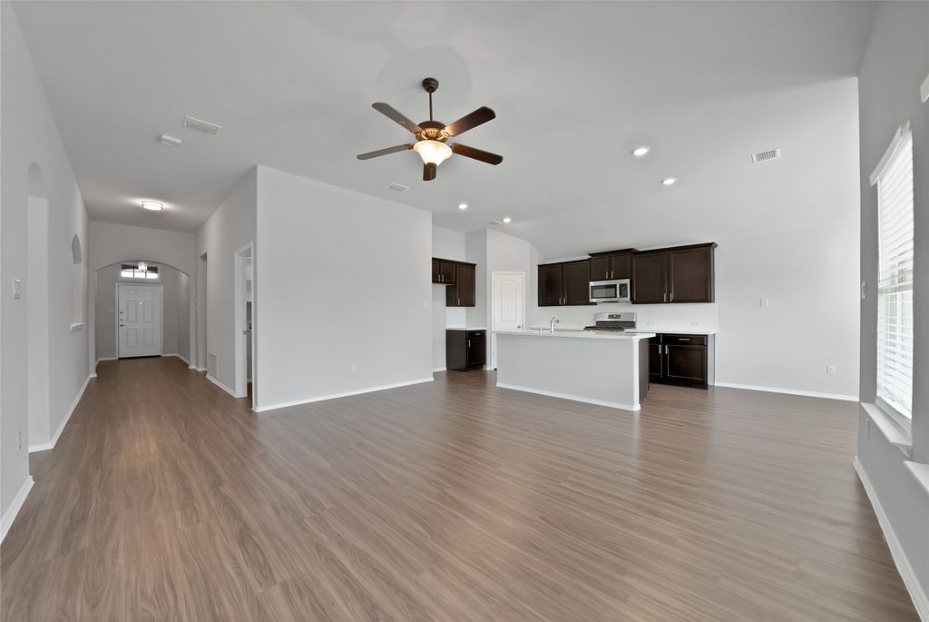 469 Pollyann Trail, Fort Worth, TX 76052 — photo 3