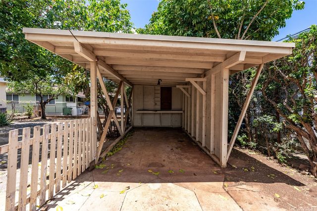 3531 Kilauea Avenue, Honolulu, HI 96816