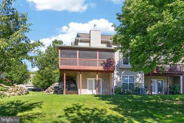 204 RIDGEVIEW DR, Morgantown, PA 19543